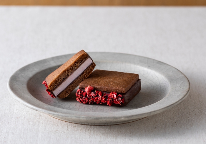 ショコラサンド ストロベリー