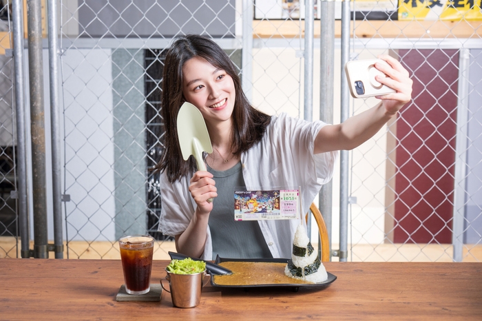 メニューも店内も映え抜群！(1)