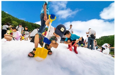 六甲高山植物園 「真夏の雪あそび」 開催！