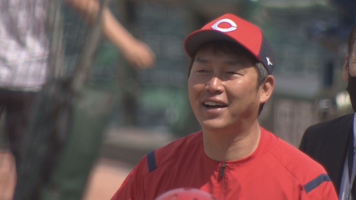 新井貴浩監督(広島東洋カープ)