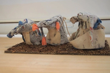 染工場がアート業界へ、「つくる」から「表現する」への事業転換 　廃棄物から生まれる人形劇＆トークショー6月28日開催