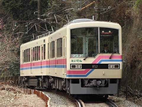 ロングシート車(800系)外観