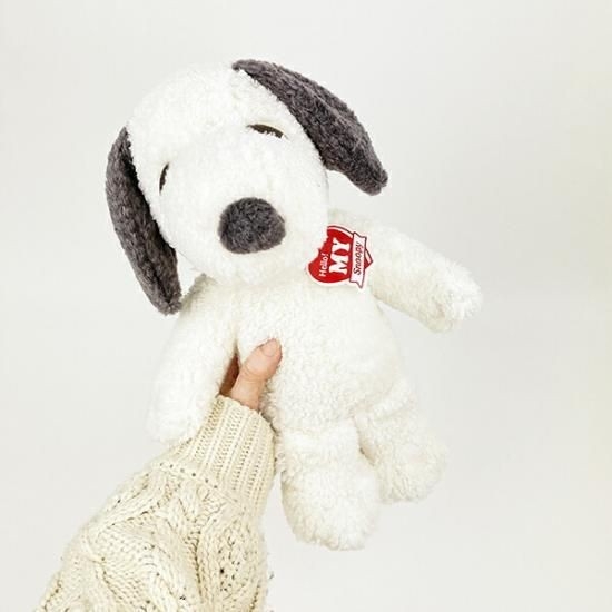 スヌーピーのぬいぐるみ