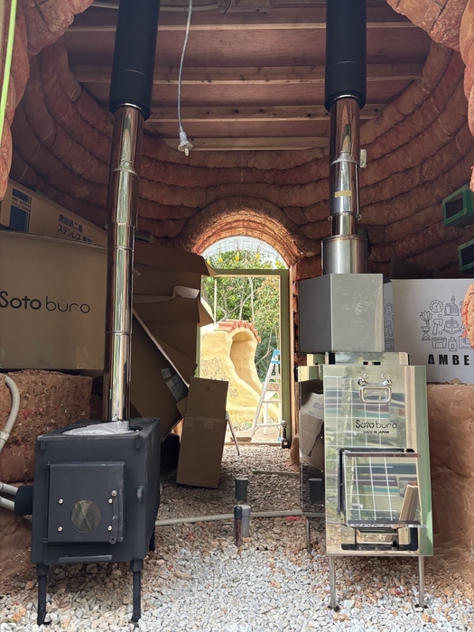 サウナストーブを贅沢にも2台設置