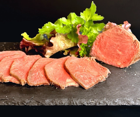 厳選したアルゼンチン産牛肉を使用した 新商品「ローストビーフギフト」の販売を開始！