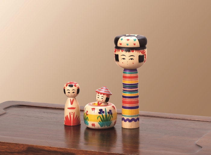 弥治郎こけし村