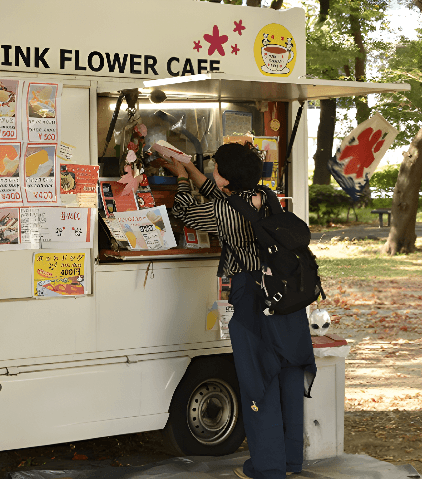 キッチンカー出店の様子 (過去イベント)