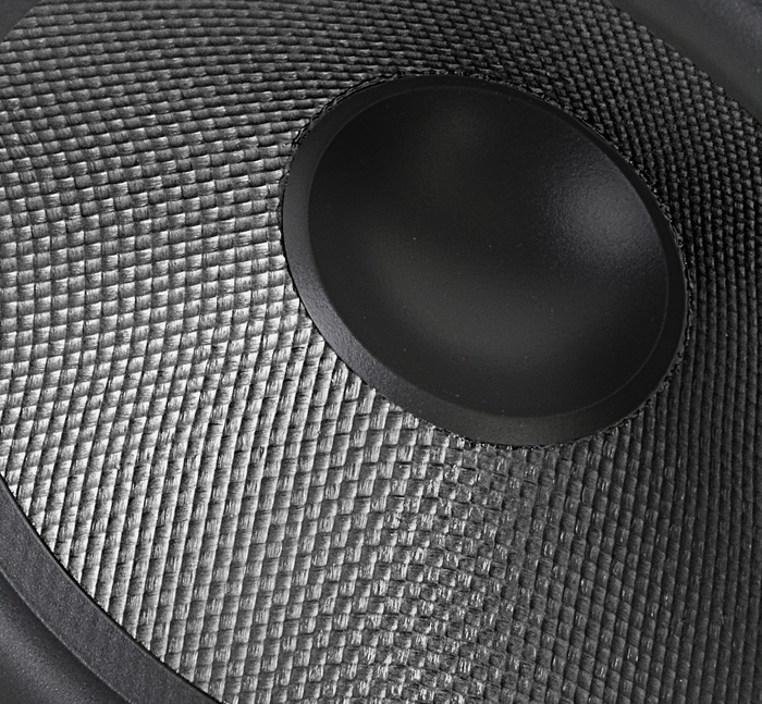 従来機種に比べ30%軽量化したアラミドファイバーウーファーコーン振動板