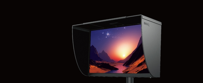 遮光フードを標準装備