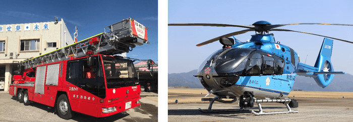 那賀消防組合消防はしご車「ひまわり」（左）、県警航空隊ヘリコプター「きのくに」（右）