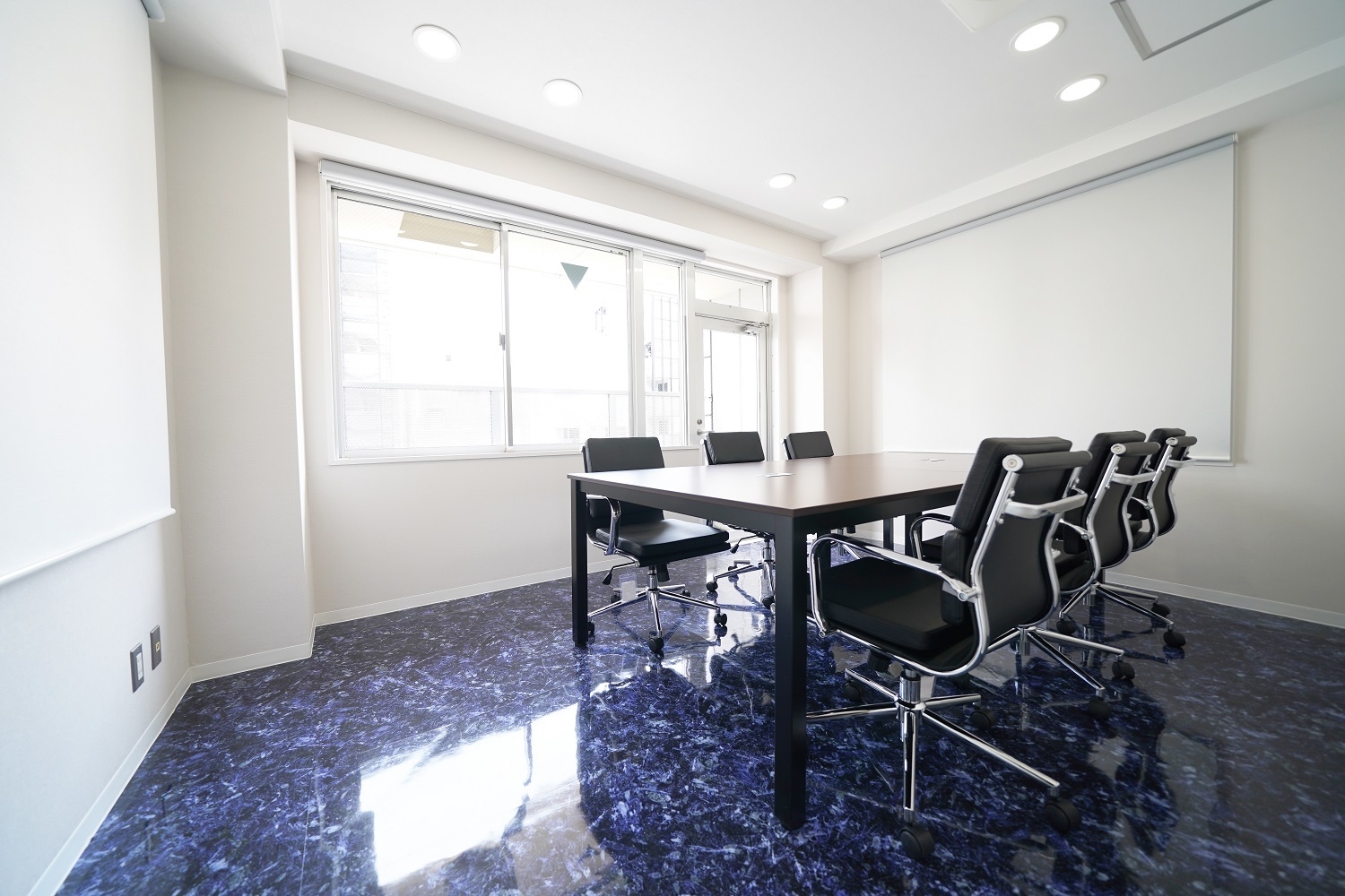 渋谷神宮前原宿 会議室