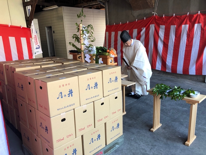 令和4年「夏詣酒」の様子(月の井)