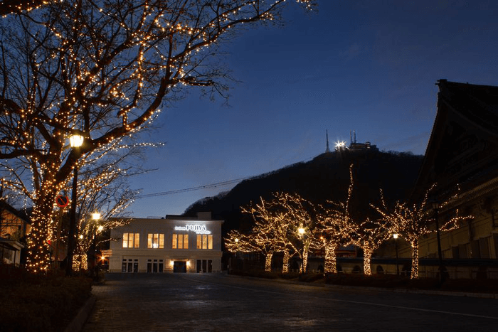 店舗外観(夜)イルミネーション