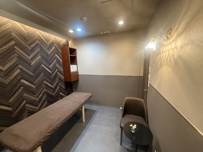 キャロリーヌ立川店/男性専用施術ルーム