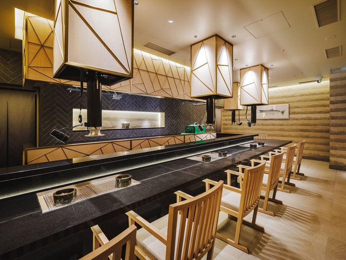 職人が目の前で炭火で焼いて提供するSUMI KITANOJI