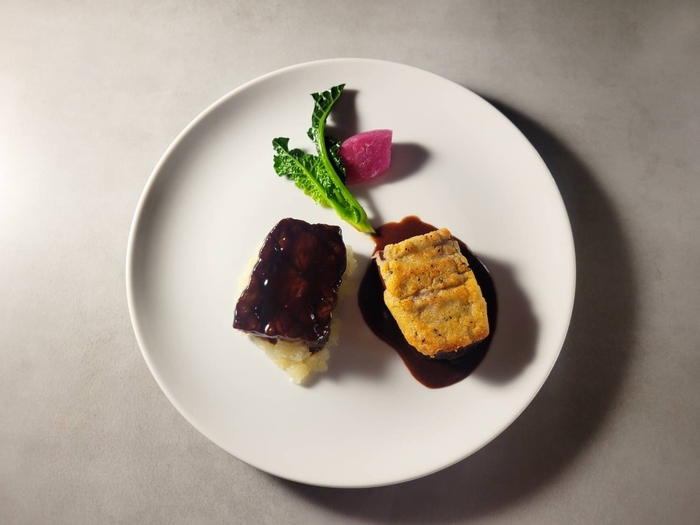 4皿目:ダブルあか牛(熊本県産、高知県産):伝統と革新の融合