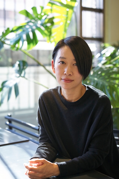 西加奈子(撮影:若木信吾)