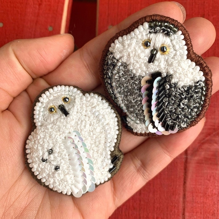 刺繍の動物ブローチ by トモマツミサト