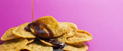 ブランド初“甘いおせんべい”を『一八〇°』から6/22発売 　種子島産安納芋×黒糖たれの「ふらいど 安納芋の膳」