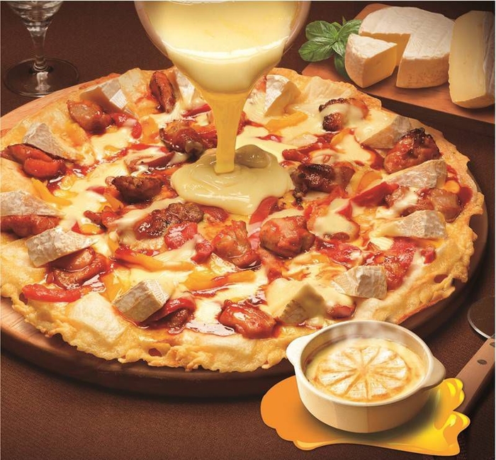 チーズフォンデュ タッカルビ Mサイズ2,890円 Lサイズ3,990円※各税込