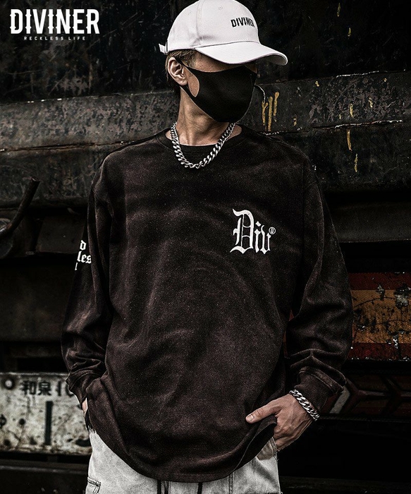 Old English L/TEE
