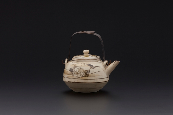 (2)信楽焼「山水土瓶」19C-20 C 個人蔵