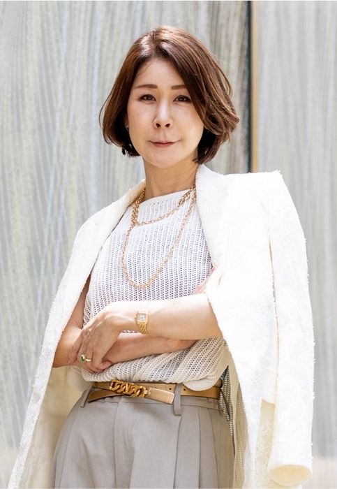 著者:高野睦子