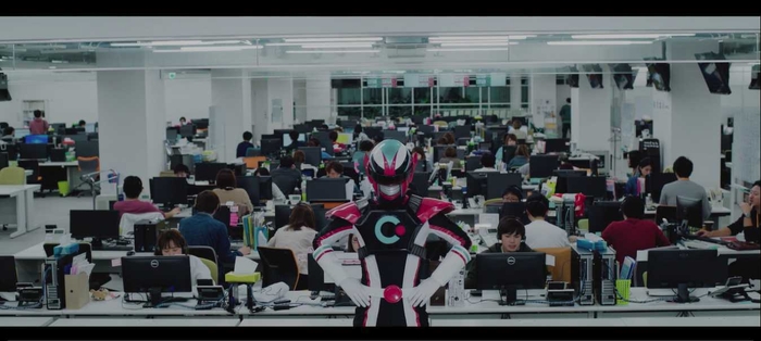 CM_第5話_社会をにぎやかに!と意気込む佐藤