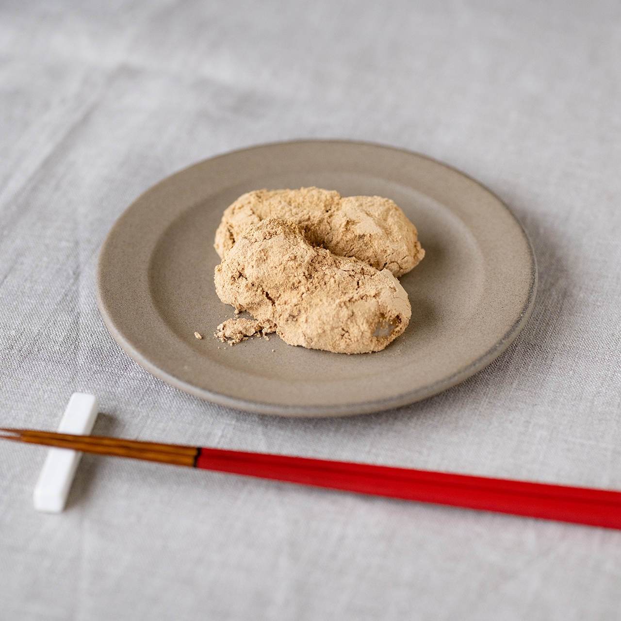 黒ごまきな粉餅