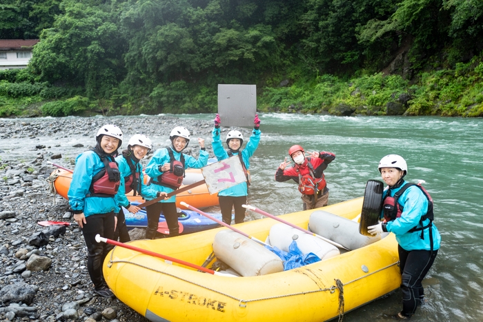 タイヤや看板などの大物も