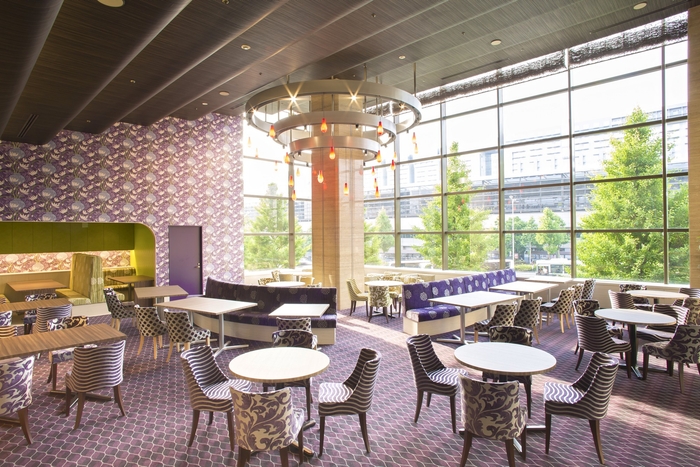 レストラン「オクターヴァ」　