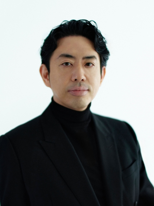 鈴木 啓太 氏(プロダクトデザイナー)