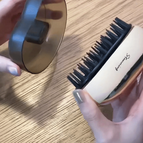 簡単に収納!磁石付き保護ケース!!