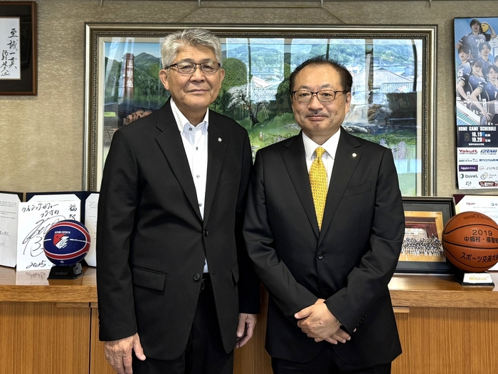 左）福智町・黒土町長