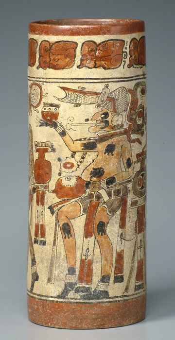 (Photo_08)喫煙人物図彩文壺 マヤ中部地方 7世紀~11世紀