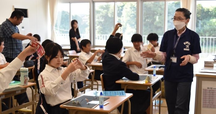 令和6年(2024年)に実施した出張講義の様子