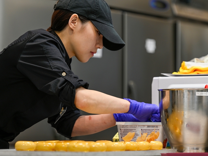 【洋菓子部門】依田 馨さん