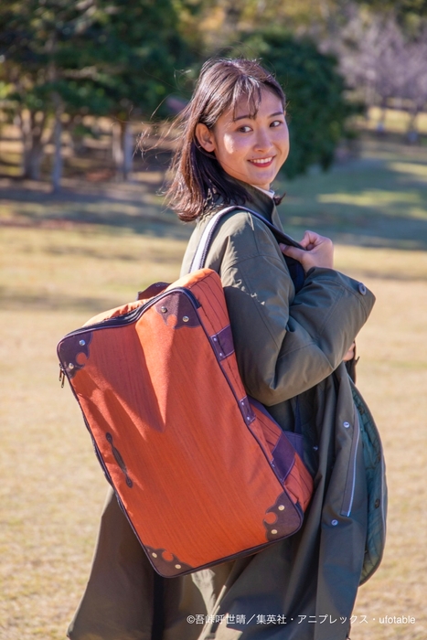 ▲グッズを身に付けて、作品の世界観を更に楽しもう!