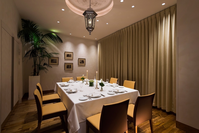 リストランテ ル・ミディひらまつ(大阪・西梅田)の個室