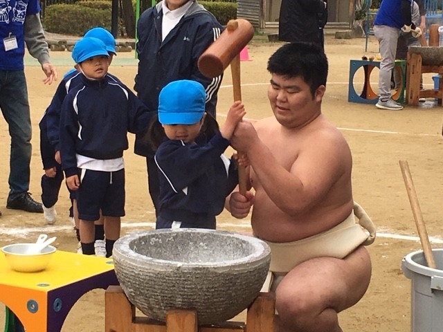 令和元年(2019年)もちつき大会の様子