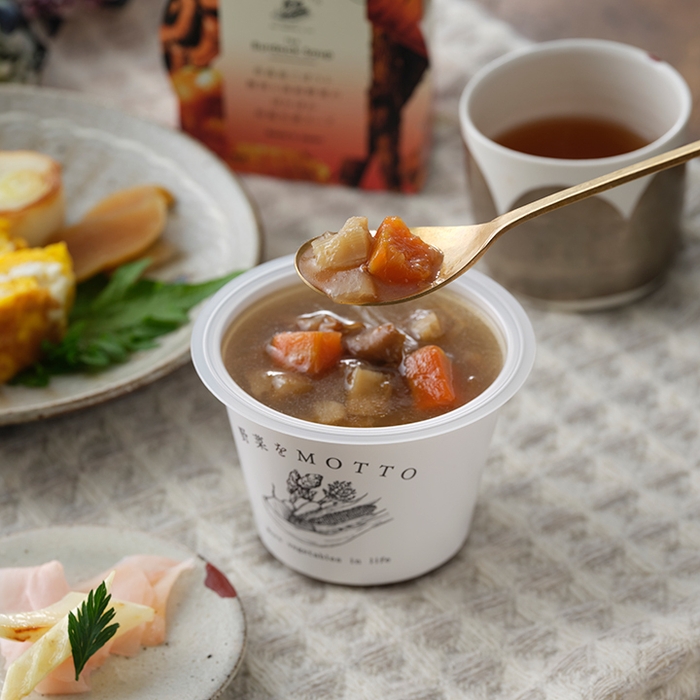 青森産ごぼうと舞茸と国産野菜のぽかぽか和風生姜スープ(2)