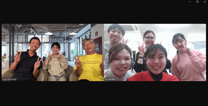 左:カンボジアスピーカー、右:日本の参加者