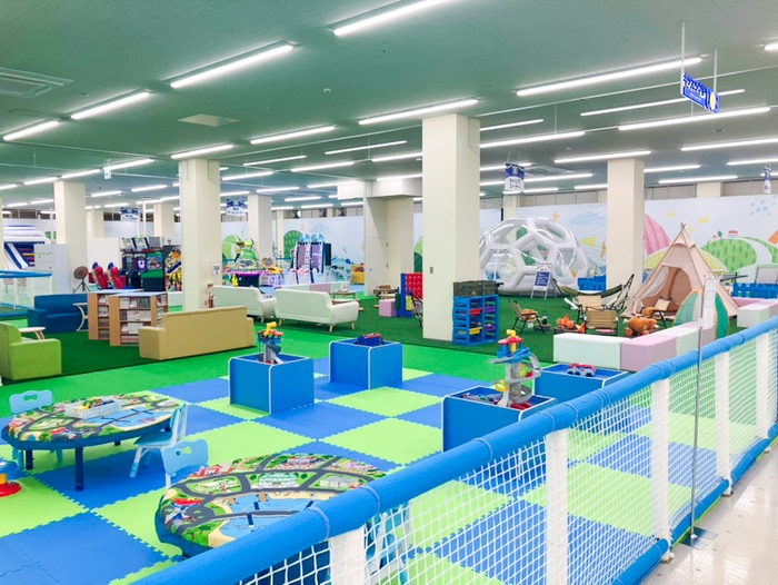 約700坪の広さにお子様を飽きさせない遊びが盛り沢山!