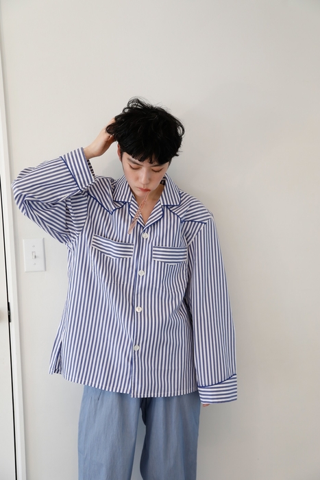 ウェスタンシャツとパジャマシャツのディテールが特徴のナイトウェスタ―ナ¥28,600(税込)