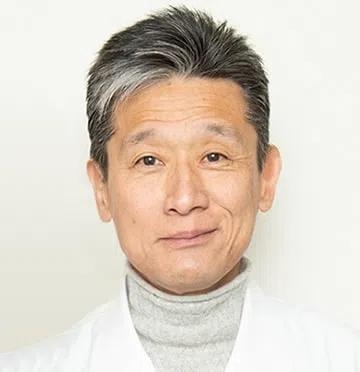共立美容外科 理事長 久次米 秋人