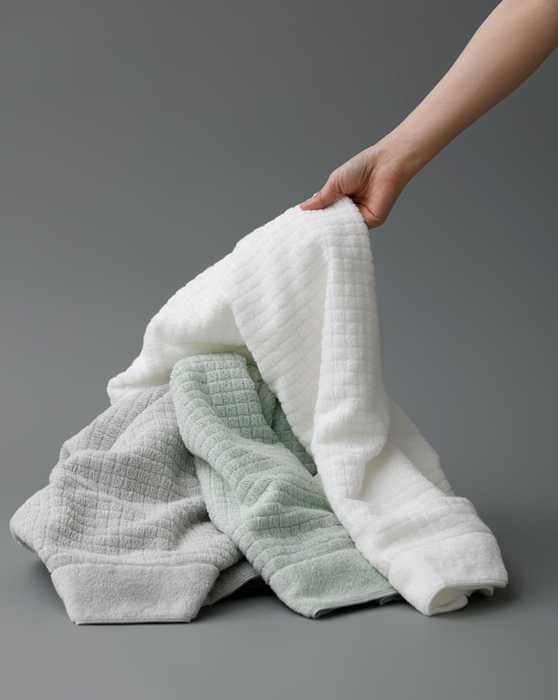 肌がよろこぶパウダータッチ