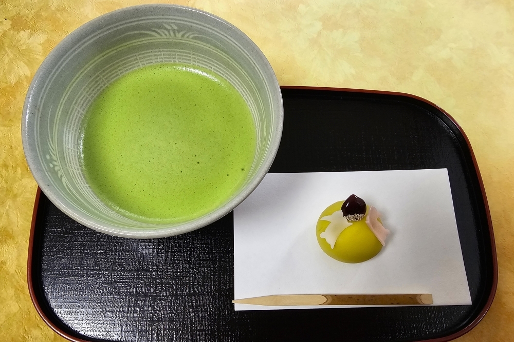 お抹茶と和菓子のセット(イメージ)