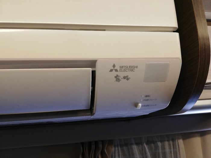 「レクビィ・イゾラ・エアコン付」室内エアコン2