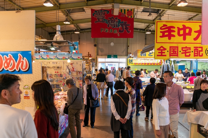 魚ひろば店内