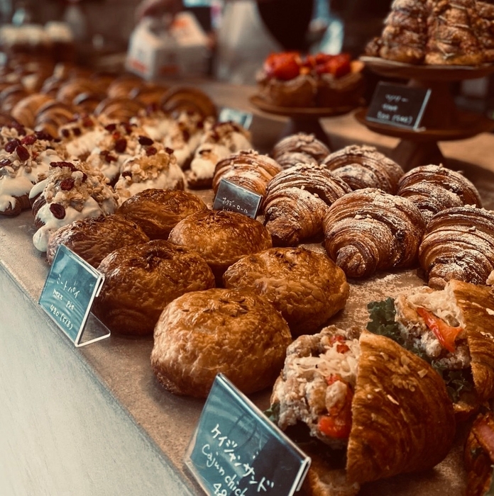 flour+water 豊富なパンメニュー